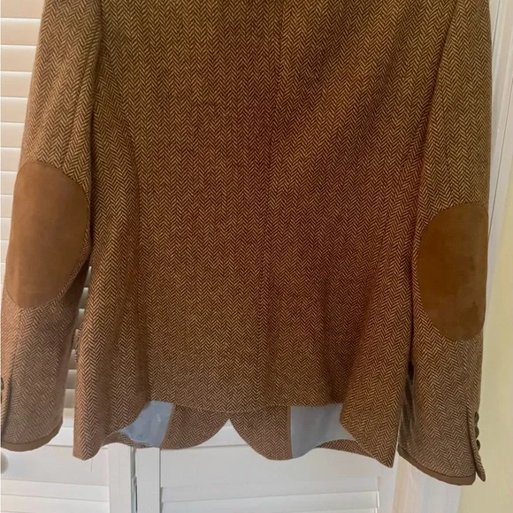 Dubarry of Ireland Tan Herringbone Blazer - Picture 6 of 9